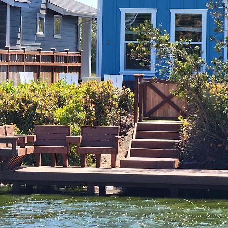 Otter Spotter On The Water Villa Ocean Shores Exterior photo