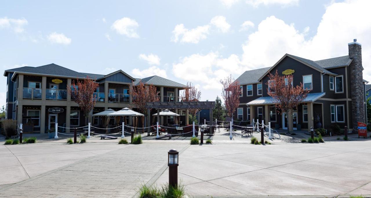 Otter Spotter On The Water Villa Ocean Shores Exterior photo