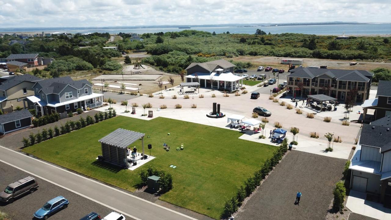 Otter Spotter On The Water Villa Ocean Shores Exterior photo